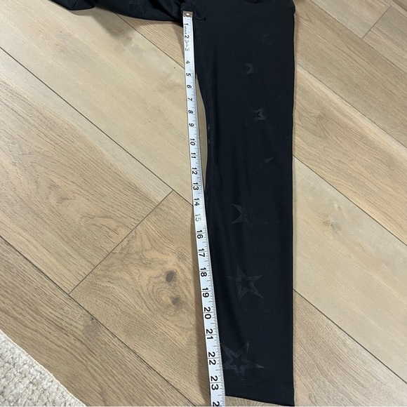 GapFit Women’s Black Winterbrush Star Leggings Tights - Picture 4 of 10